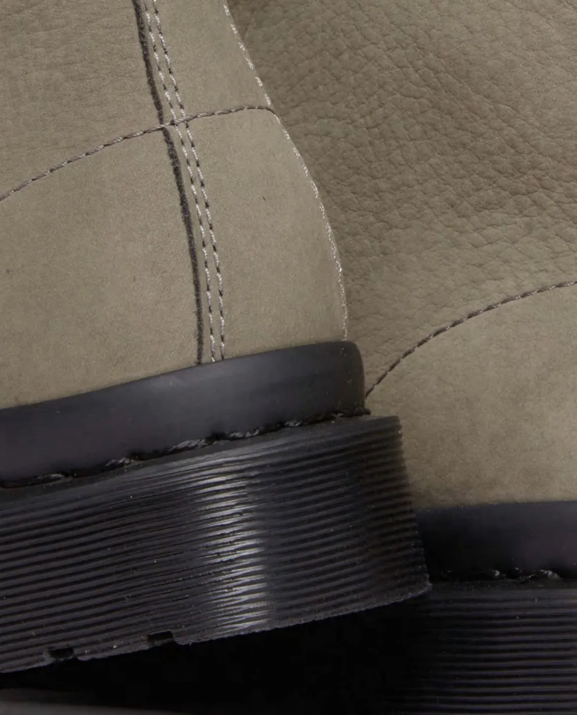 Dr.Martens 1460 Pascal Nickel Grey Milled Nubuk 31129059